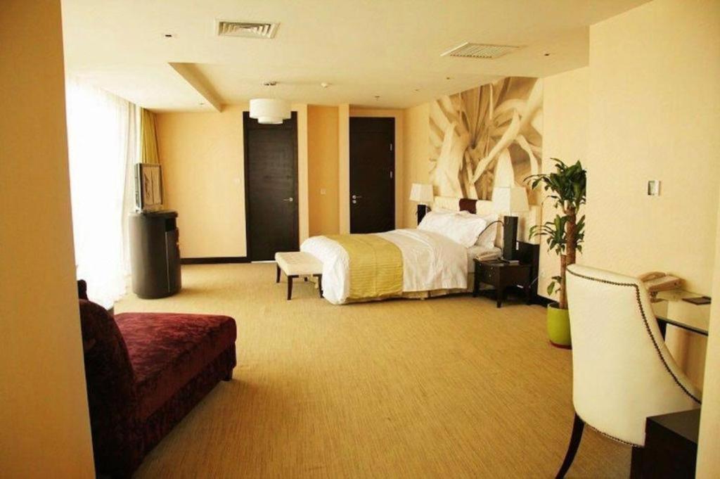 China National Convention Center Grand 5*